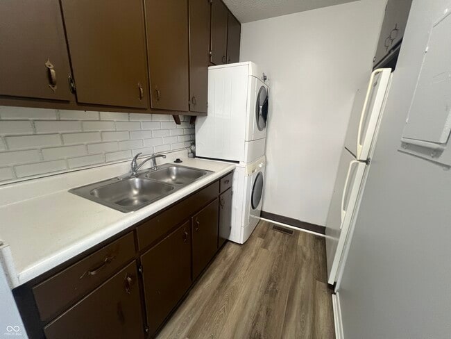 Building Photo - 6436 Lupine Terrace