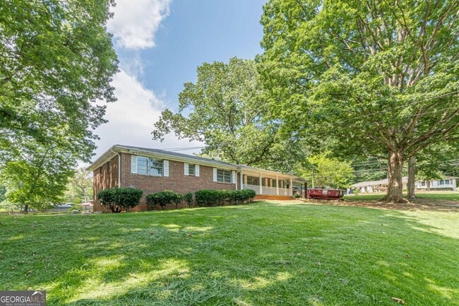 Building Photo - 2416 Timber Ridge Ct