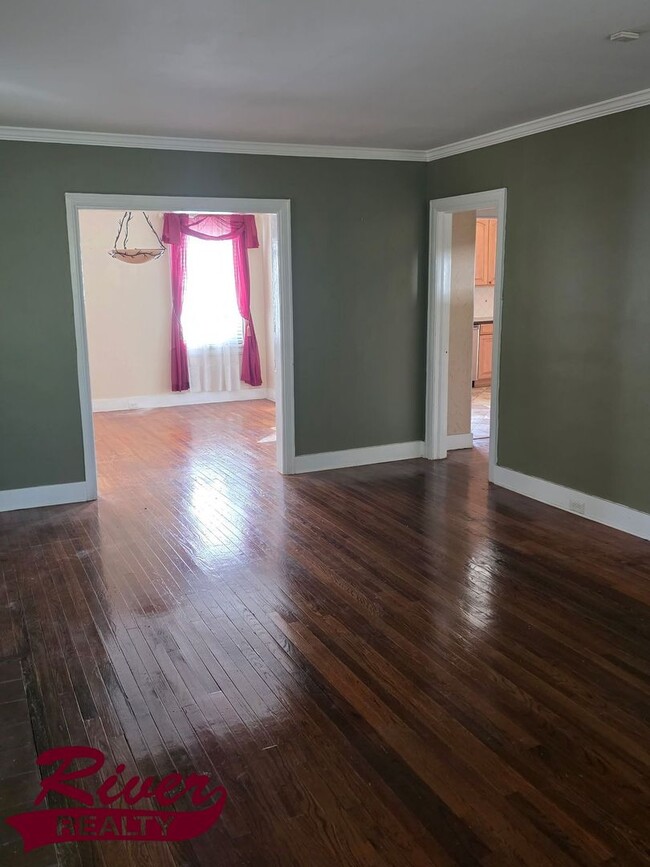 Building Photo - Brick home in Augusta!