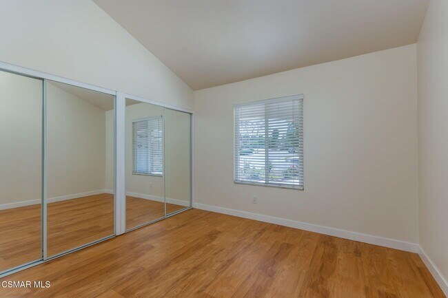 Building Photo - 46 N Northam Ave
