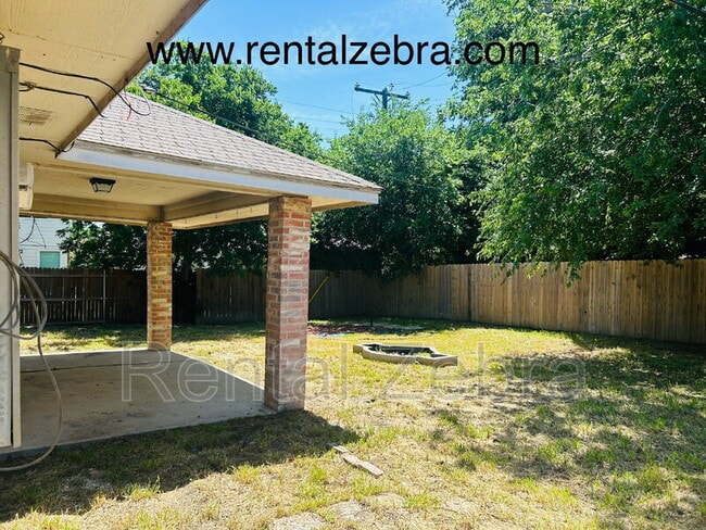 Building Photo - 5641 Springtide Dr