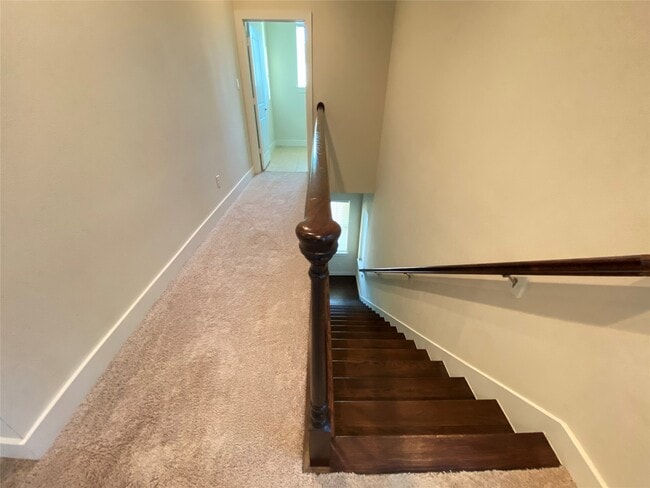 Building Photo - 9510 Cedarpost Square St