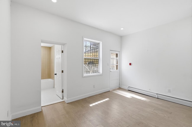 Building Photo - 935 Passyunk Ave