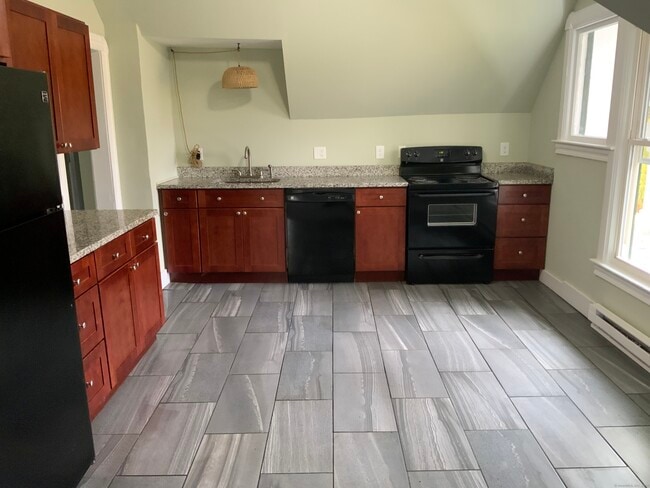 Building Photo - 23 Williams St