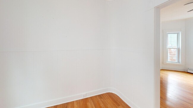 Building Photo - 26 A St