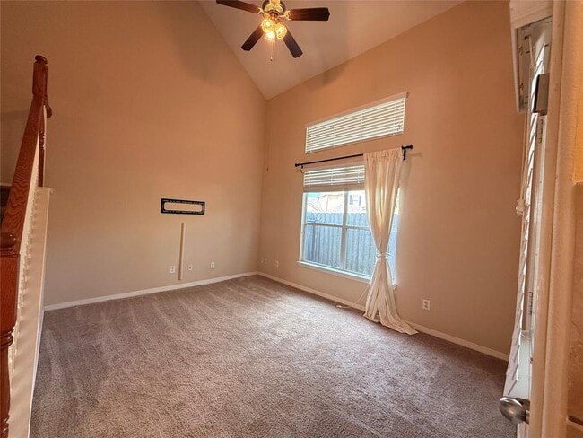 Building Photo - 815 Sterling Creek Cir