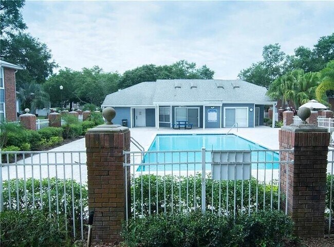 Building Photo - 5417 Lake Margaret Dr