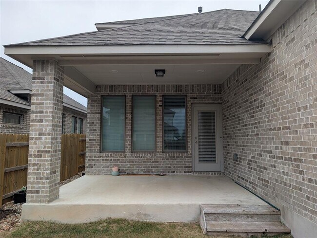 Building Photo - 2624 Franciscana Way