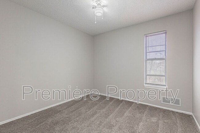 Building Photo - 14012 Ballantrae Dr