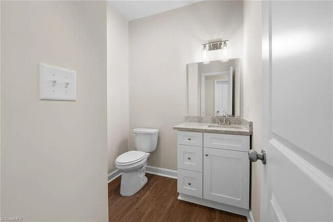Building Photo - Earn Wealth While Leasing - Like a Homeown...