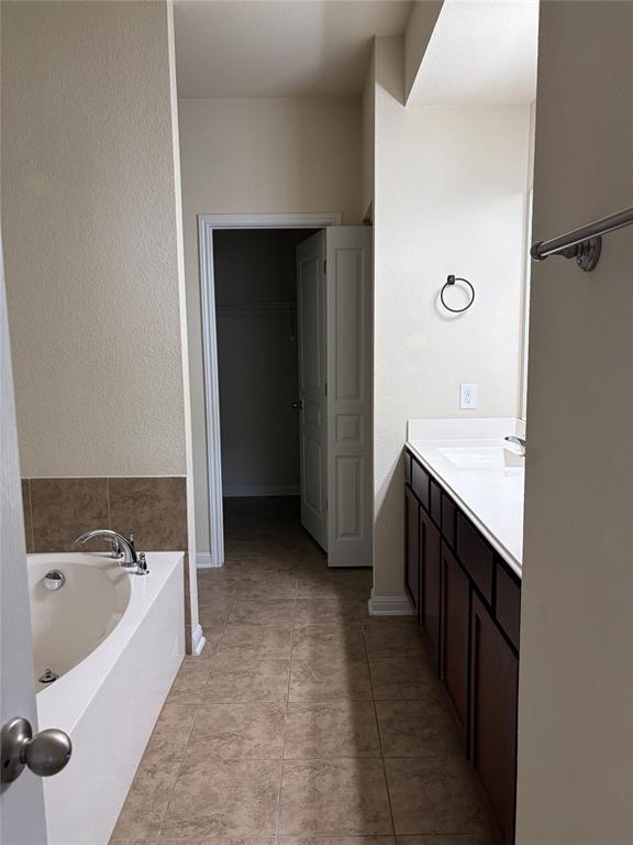 Building Photo - 1725 Arbor Knot Dr