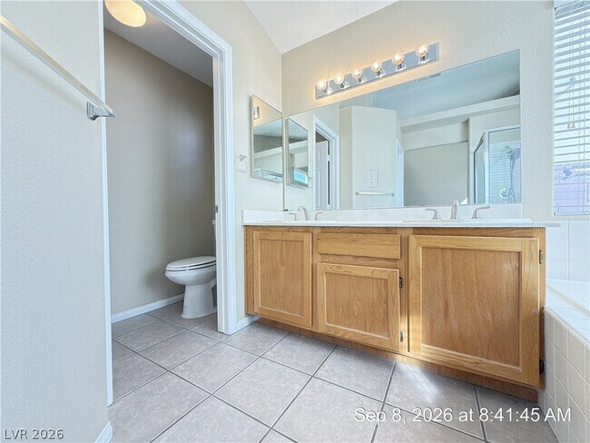 Building Photo - 194 Kachina Dr