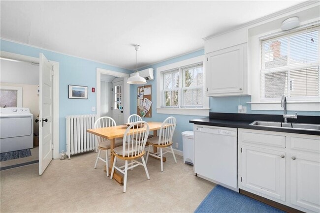 Building Photo - 59 Mt Hope Ave