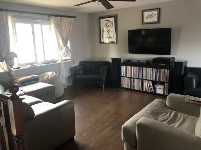 Building Photo - 545 Sundown Ln