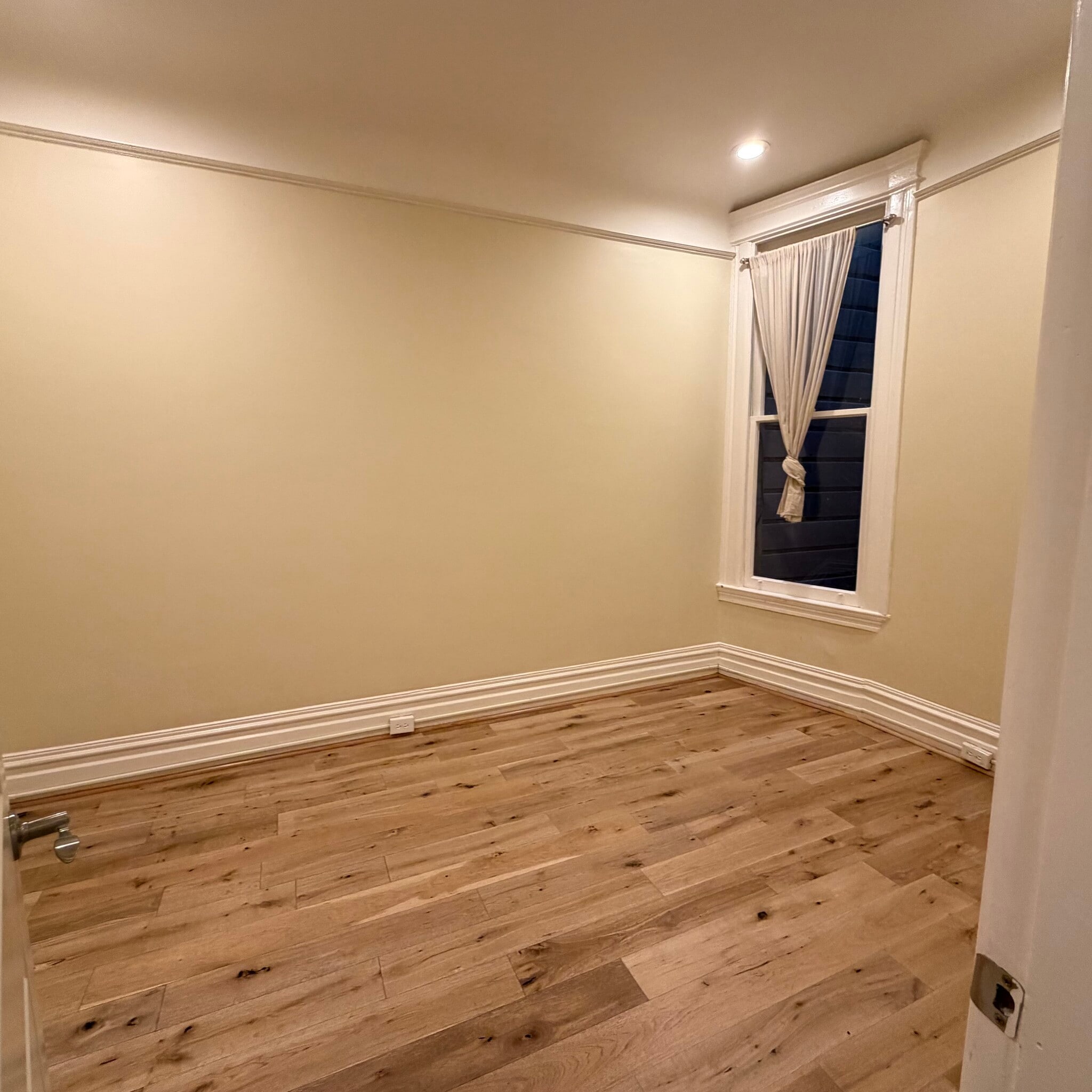 Building Photo - 2394 Bryant St