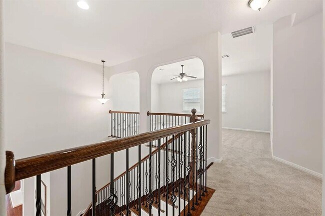 Building Photo - 703 S Frontier Ln