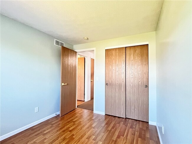 Building Photo - 742 Levelle Ct