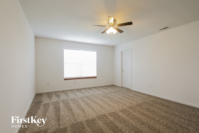 Building Photo - 1038 Rentham Ln
