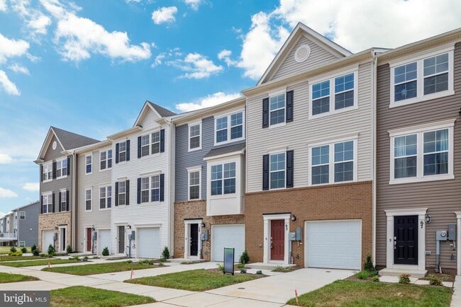Building Photo - 63 Arsberg Dr