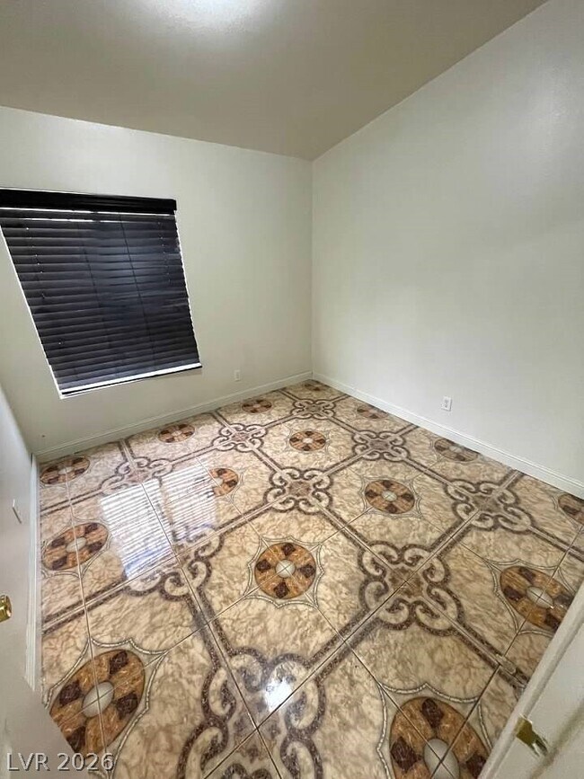 Building Photo - 4406 Cinema Ave