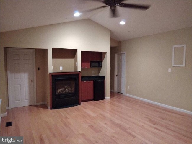 Building Photo - 713 Bonnie Meadow Ln