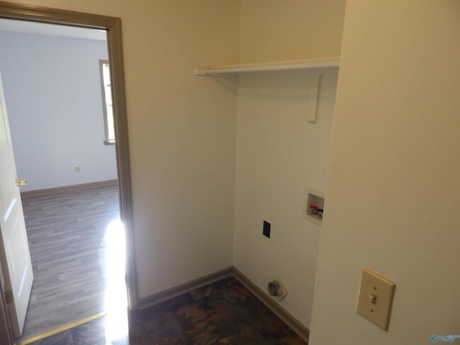 Building Photo - 28235 Shannon Dr