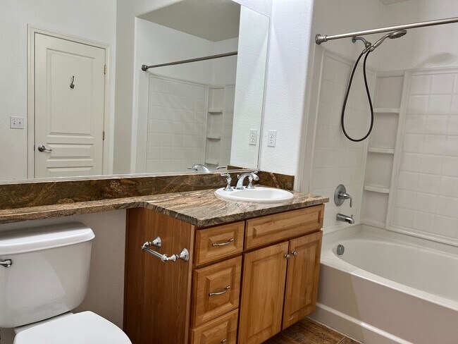 Building Photo - Balboa Park Luxury Living