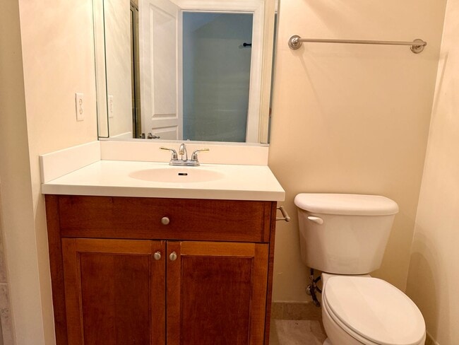 Building Photo - Gorgeous 3 story, 3 bed home in Ocean Park!