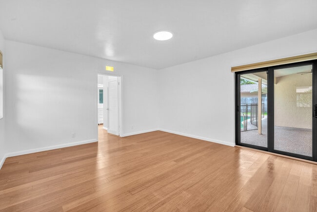 Building Photo - 3020 N 34th St