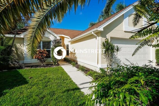Building Photo - 3 Bedroom Pet-Friendly Home in Fort Myers, FL with Main Street Renewal
