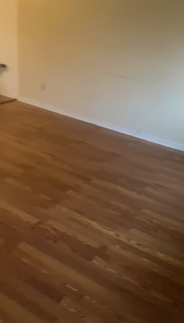 Building Photo - Cozy 3 Bedroom 1.5 Bathroom Ranch Located in Hampton VA