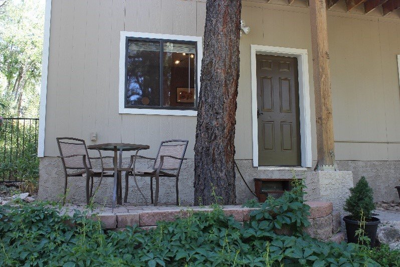 Building Photo - 3250 Hunter Pl