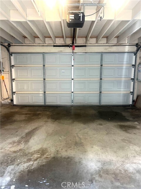 Building Photo - 5052 Hampton Ct