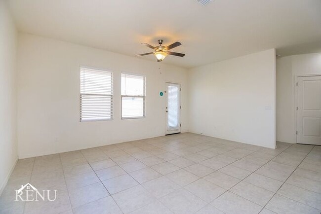 Building Photo - 35340 W San Capistrano Ave