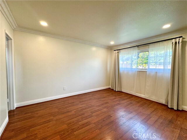 Building Photo - 15471 Salisbury Ln