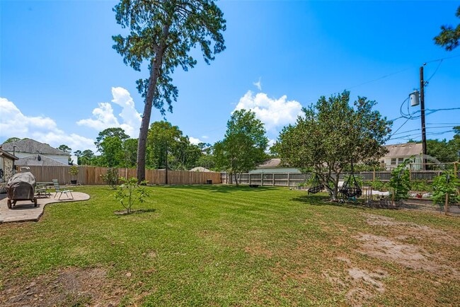 Building Photo - 3219 White Blossom Ln