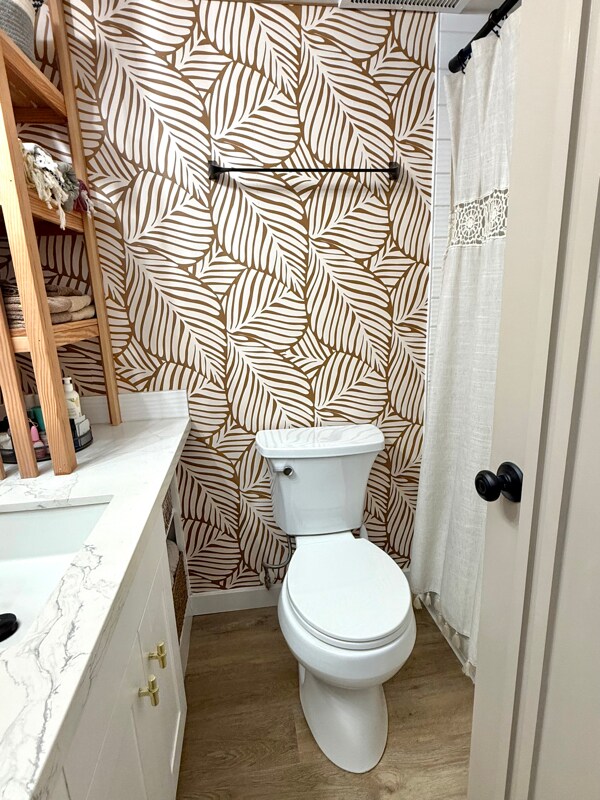 Building Photo - 2421 Ala Wai Blvd