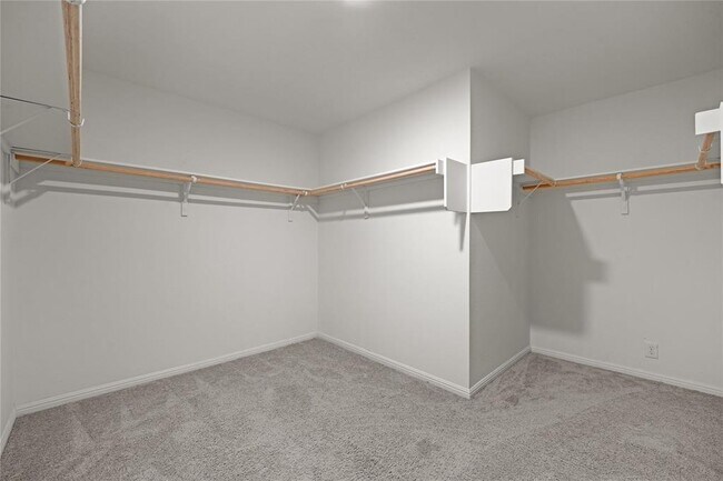 Building Photo - 305 Redfish Ln