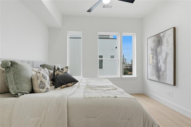 Building Photo - 4315 San Jacinto St