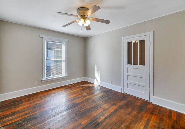 Building Photo - 2 BR 1 BA house for Rent