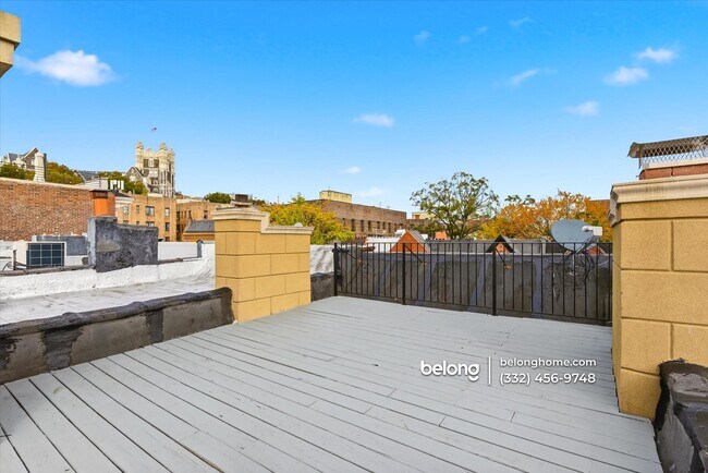 Building Photo - 312 W 138th St