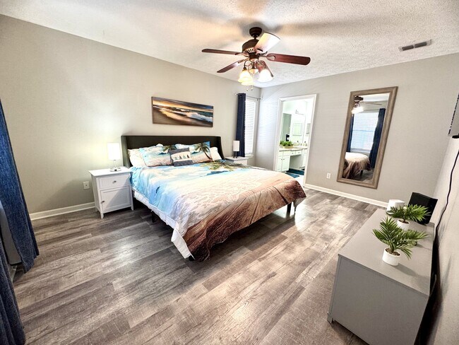 Building Photo - 11808 Cabana Ct