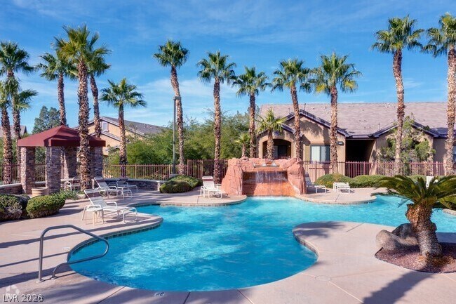 Building Photo - 8250 N Grand Canyon Dr