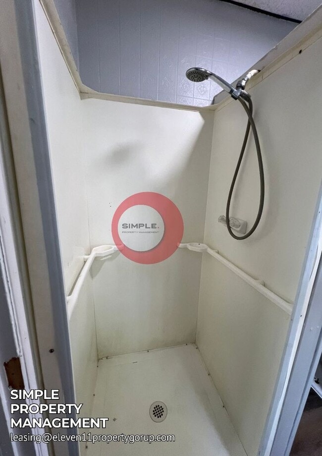 Building Photo - 1239 Greenwich St