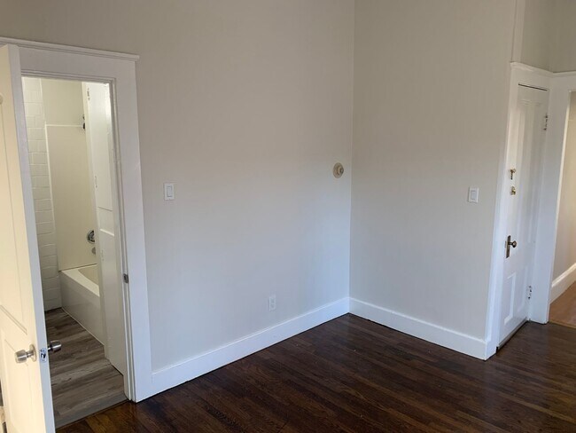 Building Photo - 38 Summer St