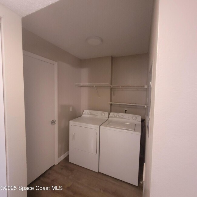 Building Photo - 1780 Rocky Wood Cir