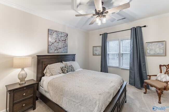 Building Photo - 10028 Meredith Ln SE