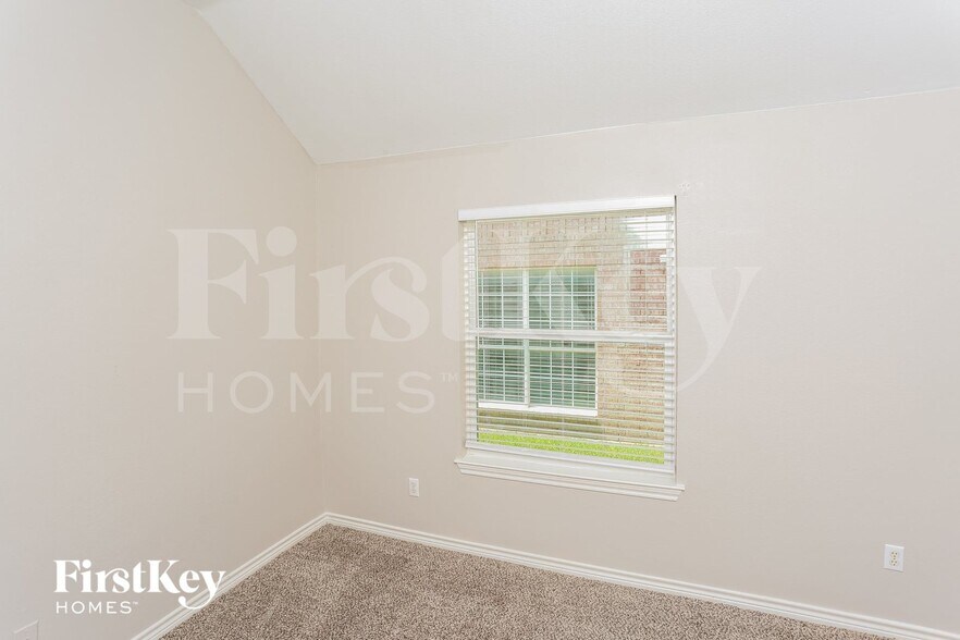 Building Photo - 7701 Brook Meadow Ln