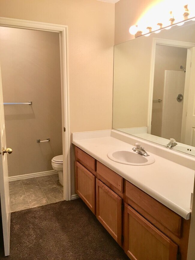Building Photo - 1308 Millcreek Duplex