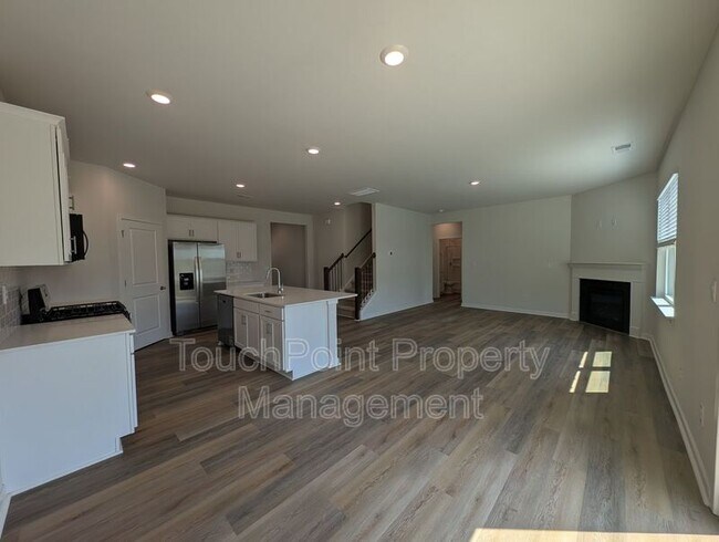 Building Photo - 3433 Austin Duncan Dr